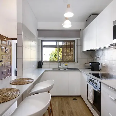 Apartamento Blue Wave Escape -t1 Perto Da Com Varanda *